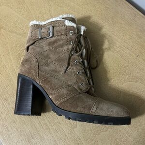 ✨SALE✨ Ivanka Trump lined ankle boots ✨SALE✨ worn once, size 8, clean.